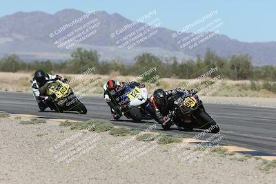 media/Oct-05-2025-CVMA (Sun) [[beeef4f201]]/Race 3-Amateur Supersport Middleweight/